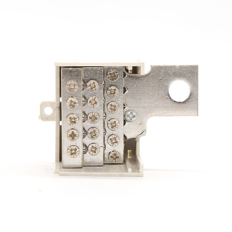 160507 空開(kāi)25-70右組合一進(jìn)十六出